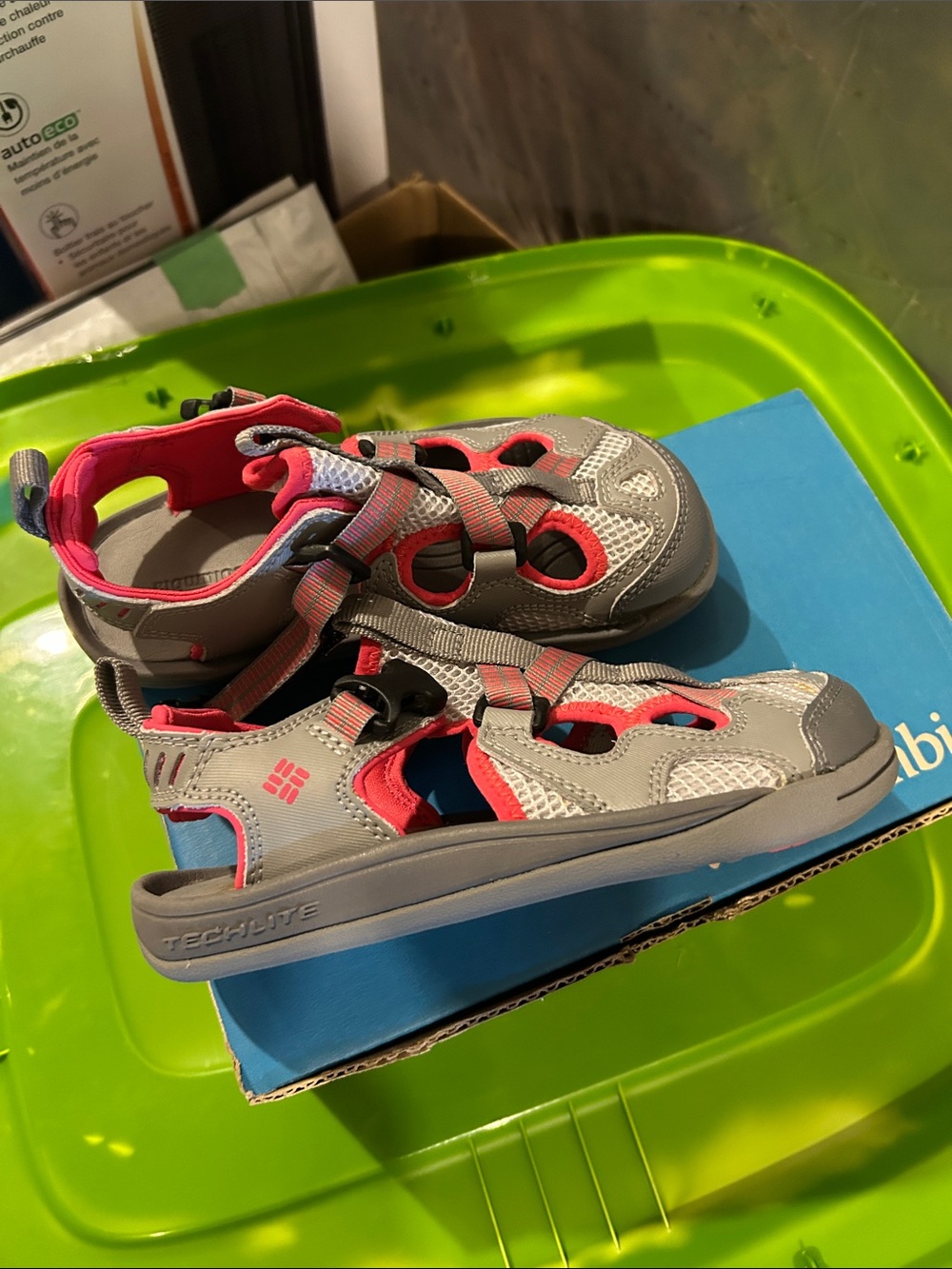 Columbia Kids Gray & Pink Techlite Sport Sandals